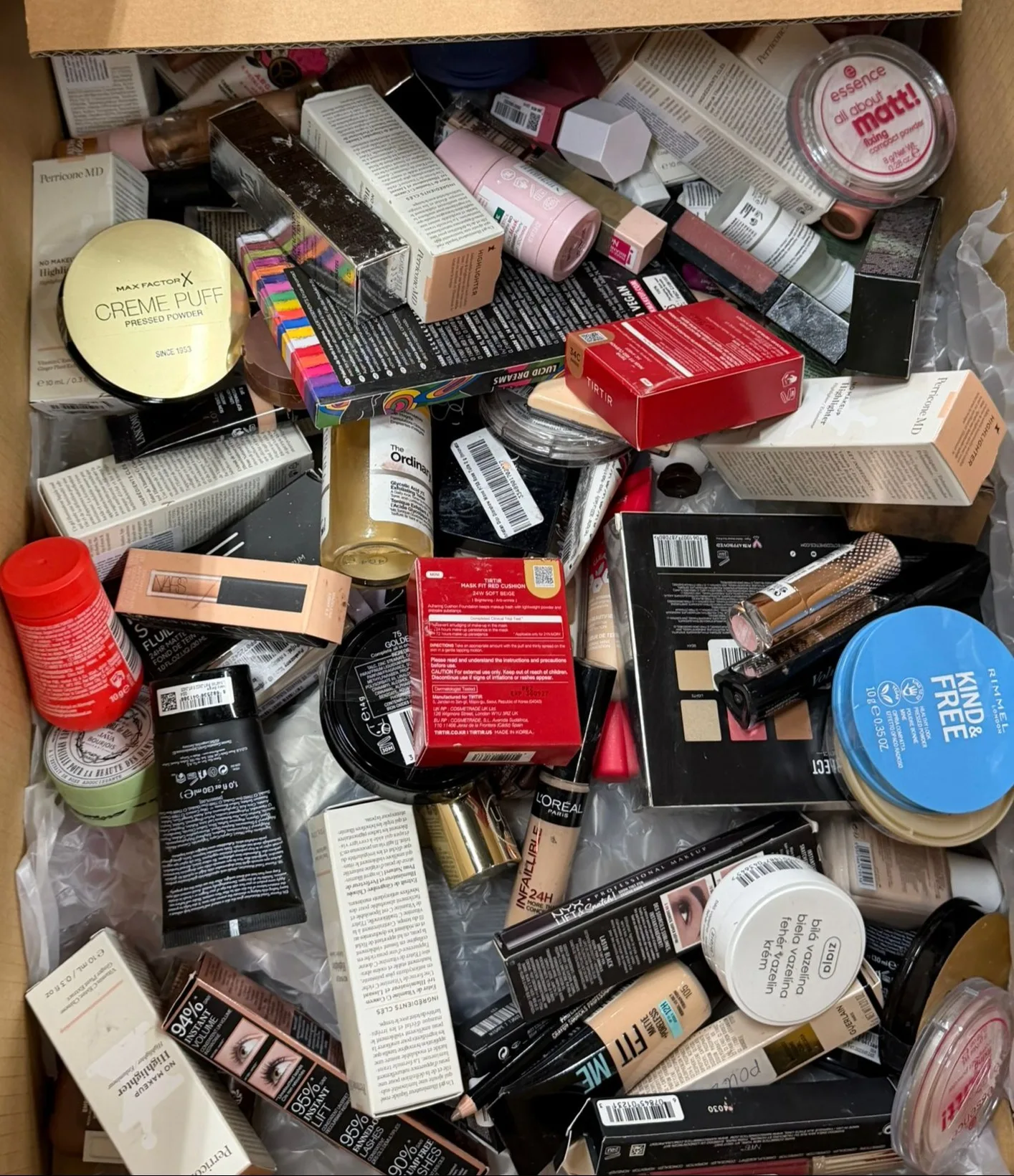 Mix Small Cosmetics Amazon/Notino- Premium brands thumbnail