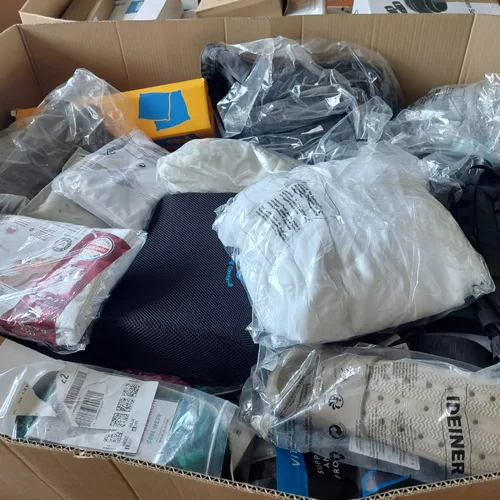 Mix Pallets of Clothes and Textile